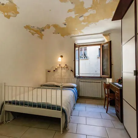 Terrazza Dei Sarti Central Penthouse 6 Beds & More Apartment Volterra