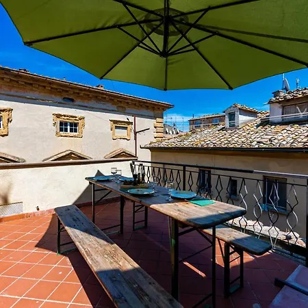 Terrazza Dei Sarti Central Penthouse 6 Beds & More *
